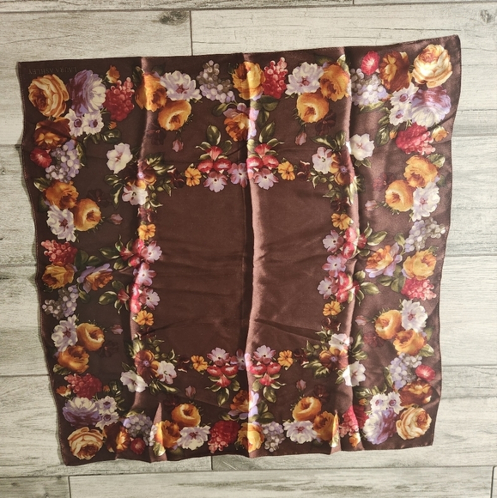 Vintage Women's Laura Ashley Brown Floral Rose Silk Scarf Grannycore 21x21